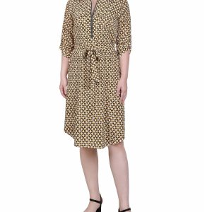 Womens Petite 3/4 Roll Tab Zip Front Shirtdress