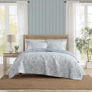 Laura Ashley Amberly Seersucker Quilt Set