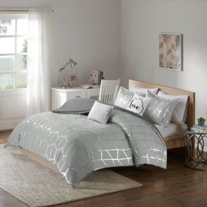 Intelligent Design Raina Metallic Printed Duvet Cover Set